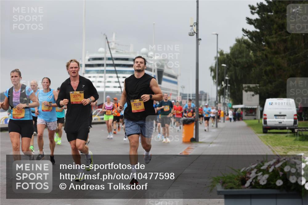 13.09.2026 - Kiel Lauf Andreas Tolksdorf http://msf.ph/oto/10477598 13.09.2026 11:50:44 Kiellinie 39, 3371, 7626, 7038 meine-sportfotos.de