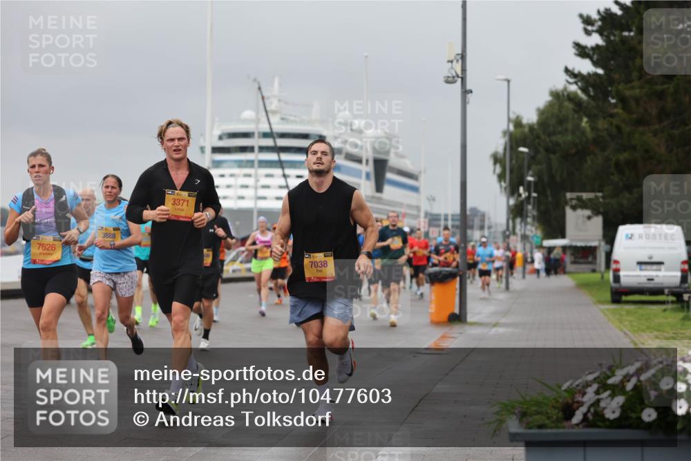 13.09.2026 - Kiel Lauf Andreas Tolksdorf http://msf.ph/oto/10477603 13.09.2026 11:50:44 Kiellinie 39, 7626, 3888, 38, 3371, 7038 meine-sportfotos.de