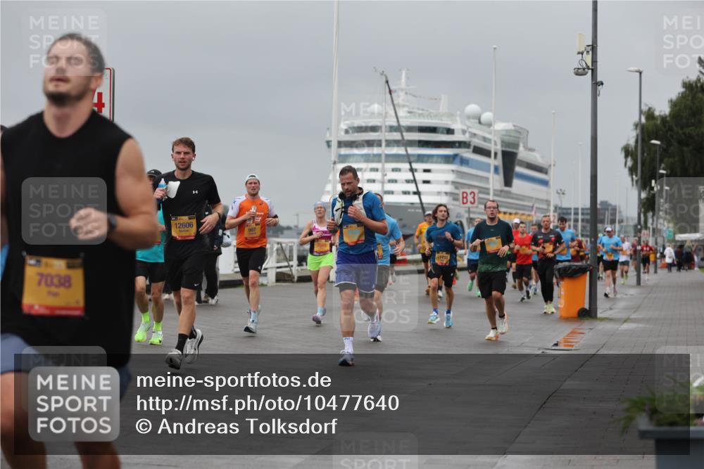 13.09.2026 - Kiel Lauf Andreas Tolksdorf http://msf.ph/oto/10477640 13.09.2026 11:50:46 Kiellinie 7038, 12606, 997, 1735, 3 meine-sportfotos.de
