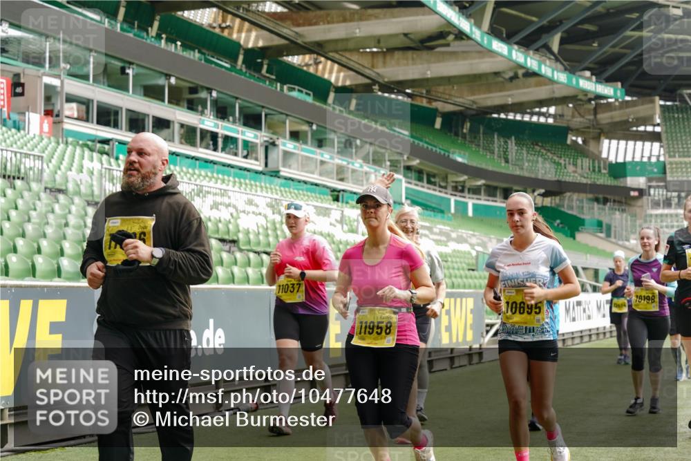 13.09.2026 - 21. swb-Marathon Bremen Michael Burmester http://msf.ph/oto/10477648 13.09.2026 10:40:01 Laufen im Stadion 10135, 10138, 10139, 10156, 10169, 10204, 10213, 10217, 10229, 10234, 10238, 10259, 10260, 10279, 10280, 10299, 10314, 10321, 10354, 10360, 10363, 10364, 10378, 10386, 10404, 10406, 10417, 10424, 10435, 10455, 10457, 10469, 10484, 10493, 10501, 10505, 10510, 10511, 10556, 10570, 10576, 10580, 10582, 10595, 10599, 10609, 10611, 10616, 10619, 10630, 10653, 10660, 10662, 10664, 10686, 10694, 10696, 10712, 10737, 10743, 10751 meine-sportfotos.de