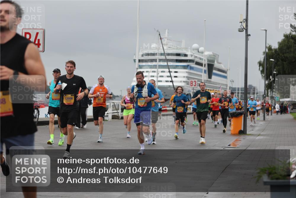 13.09.2026 - Kiel Lauf Andreas Tolksdorf http://msf.ph/oto/10477649 13.09.2026 11:50:46 Kiellinie 24, 88, 39, 12606, 997, 11735, 3 meine-sportfotos.de