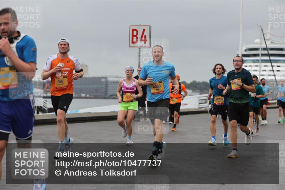 13.09.2026 - Kiel Lauf Andreas Tolksdorf http://msf.ph/oto/10477737 13.09.2026 11:50:50 Kiellinie 39, 997, 2686, 4, 39, 4050, 11735 meine-sportfotos.de
