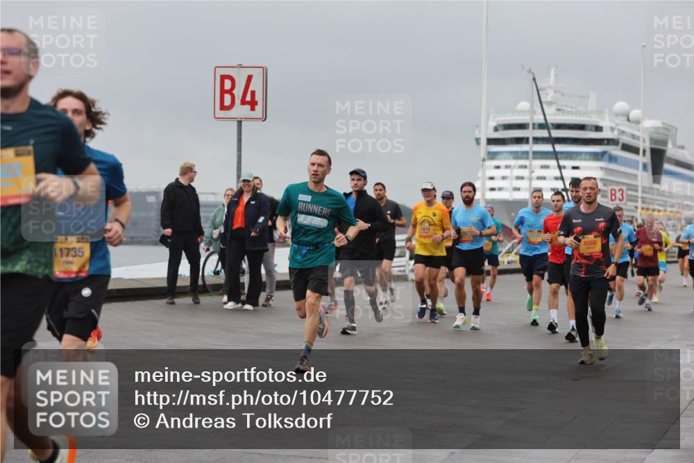 13.09.2026 - Kiel Lauf Andreas Tolksdorf http://msf.ph/oto/10477752 13.09.2026 11:50:52 Kiellinie 11735, 4, 5918, 4066, 3 meine-sportfotos.de