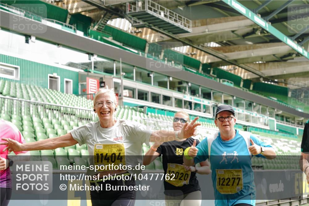 13.09.2026 - 21. swb-Marathon Bremen Michael Burmester http://msf.ph/oto/10477762 13.09.2026 10:40:04 Laufen im Stadion 10135, 10138, 10139, 10156, 10169, 10204, 10213, 10217, 10229, 10234, 10238, 10279, 10280, 10299, 10314, 10321, 10354, 10360, 10363, 10364, 10378, 10386, 10404, 10406, 10417, 10424, 10435, 10455, 10457, 10469, 10484, 10493, 10501, 10505, 10510, 10511, 10545, 10556, 10570, 10576, 10580, 10582, 10595, 10599, 10609, 10611, 10616, 10619, 10630, 10653, 10660, 10662, 10664, 10686, 10694, 10696, 10712, 10737, 10743, 10751 meine-sportfotos.de