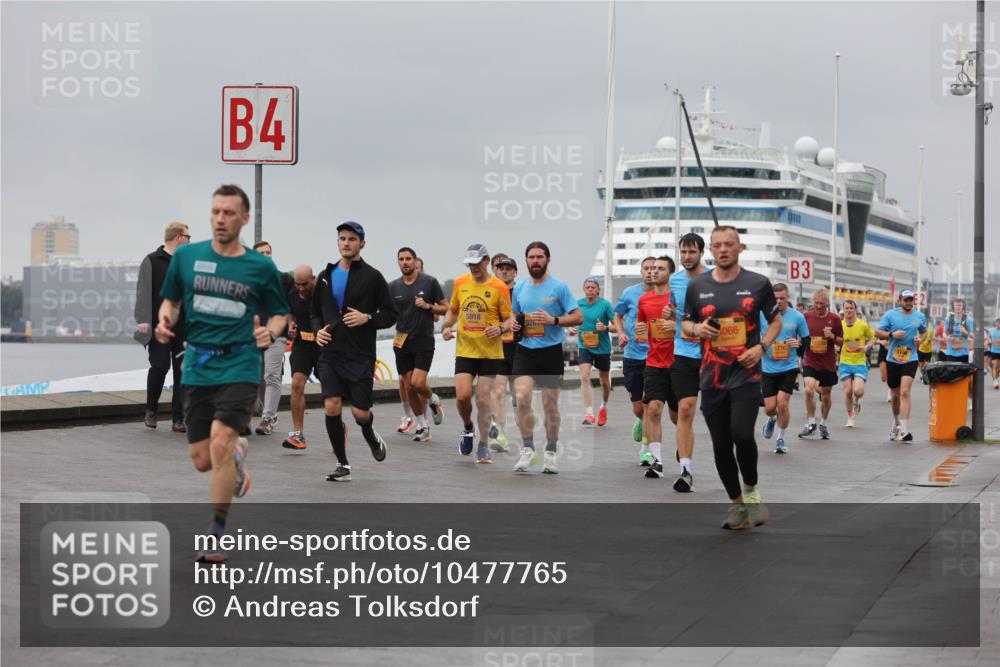 13.09.2026 - Kiel Lauf Andreas Tolksdorf http://msf.ph/oto/10477765 13.09.2026 11:50:53 Kiellinie 4, 941, 5918, 066, 3 meine-sportfotos.de
