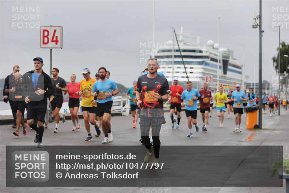 13.09.2026 - Kiel Lauf Andreas Tolksdorf http://msf.ph/oto/10477797 13.09.2026 11:50:54 Kiellinie 4, 5918, 10287, 406, 3 meine-sportfotos.de