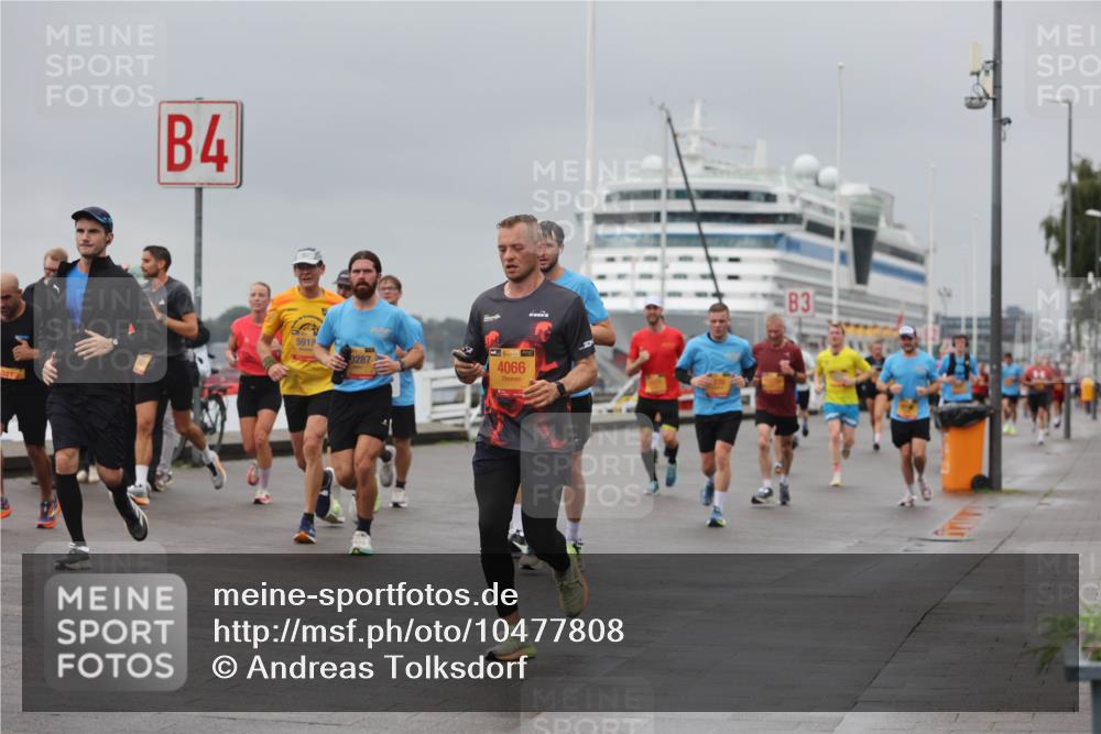 13.09.2026 - Kiel Lauf Andreas Tolksdorf http://msf.ph/oto/10477808 13.09.2026 11:50:54 Kiellinie 941, 4, 5918, 0287, 4, 35, 4066, 3 meine-sportfotos.de