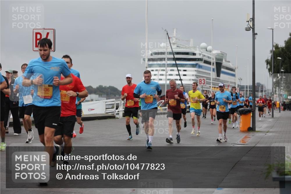 13.09.2026 - Kiel Lauf Andreas Tolksdorf http://msf.ph/oto/10477823 13.09.2026 11:50:56 Kiellinie 7436, 555, 1276, 12235, 5971, 3, 1756 meine-sportfotos.de