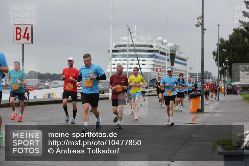 13.09.2026 - Kiel Lauf Andreas Tolksdorf http://msf.ph/oto/10477850 13.09.2026 11:50:57 Kiellinie 4, 5852, 5971, 1276, 12235, 3, 1756 meine-sportfotos.de