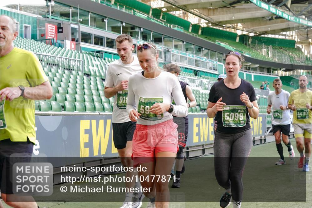 13.09.2026 - 21. swb-Marathon Bremen Michael Burmester http://msf.ph/oto/10477871 13.09.2026 13:17:39 Laufen im Stadion 134, 153, 267, 271, 311, 404, 449, 546, 588, 732, 753, 837, 990, 1057, 1185, 1312, 1424, 1425, 1465, 1539, 1790, 1813, 1825, 1844, 1868, 1987, 2056, 2067, 2096, 2123, 2259, 2357, 2358, 2363, 2381, 2389, 2419, 2532, 2550, 2562, 2579, 2586, 2601, 2614, 2647, 2655, 2778, 2797, 2821, 2849, 2857, 2880, 2893, 2974, 2984, 2996, 2999, 3100, 3104, 3146, 3180, 3195, 3210, 3213, 3314, 3337, 3366, 3387, 3421, 3431, 3476, 3479, 3501, 3506, 3537, 3548, 3633, 3654, 3740, 4478 meine-sportfotos.de