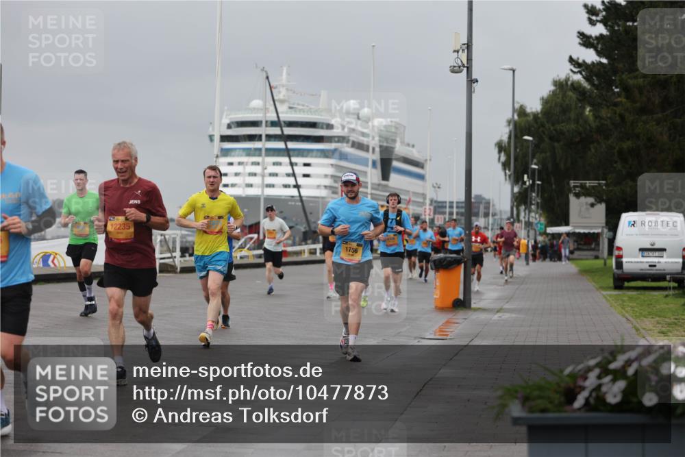 13.09.2026 - Kiel Lauf Andreas Tolksdorf http://msf.ph/oto/10477873 13.09.2026 11:50:59 Kiellinie 12235, 1756, 100 meine-sportfotos.de