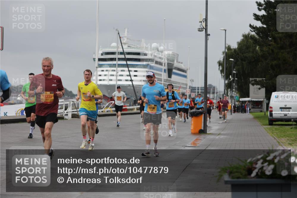 13.09.2026 - Kiel Lauf Andreas Tolksdorf http://msf.ph/oto/10477879 13.09.2026 11:50:59 Kiellinie 12235, 1756, 100 meine-sportfotos.de