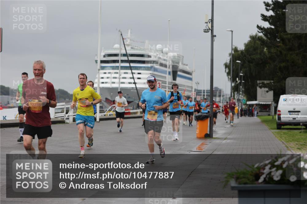 13.09.2026 - Kiel Lauf Andreas Tolksdorf http://msf.ph/oto/10477887 13.09.2026 11:50:59 Kiellinie 12235, 1756, 3 meine-sportfotos.de