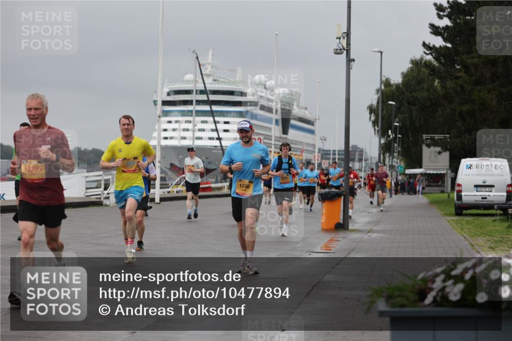13.09.2026 - Kiel Lauf Andreas Tolksdorf http://msf.ph/oto/10477894 13.09.2026 11:51:00 Kiellinie 324, 12235, 1756, 3, 100 meine-sportfotos.de