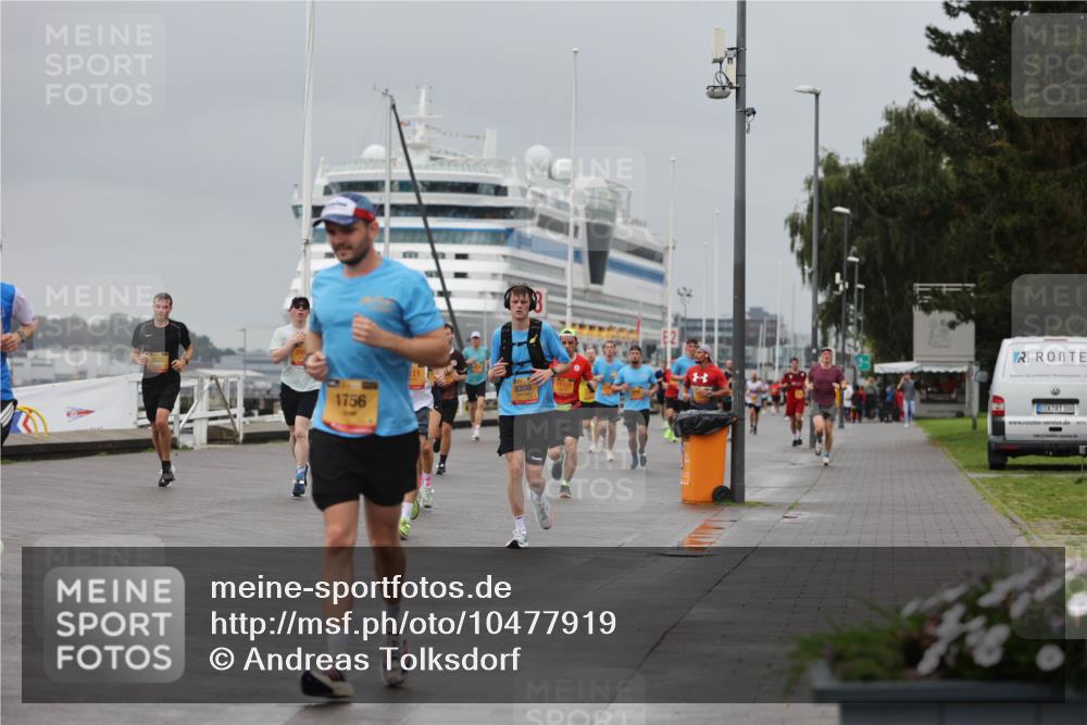 13.09.2026 - Kiel Lauf Andreas Tolksdorf http://msf.ph/oto/10477919 13.09.2026 11:51:01 Kiellinie 8308, 1756, 100 meine-sportfotos.de