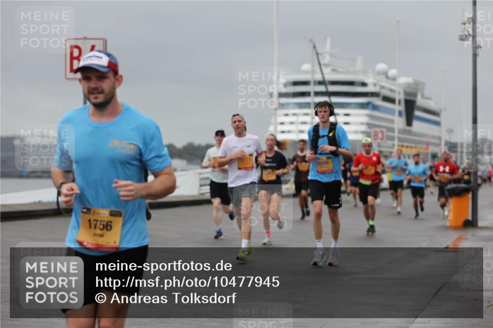 13.09.2026 - Kiel Lauf Andreas Tolksdorf http://msf.ph/oto/10477945 13.09.2026 11:51:03 Kiellinie 1756, 8308, 83 meine-sportfotos.de