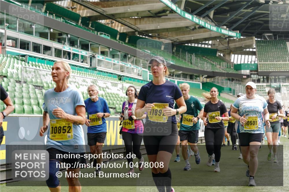 13.09.2026 - 21. swb-Marathon Bremen Michael Burmester http://msf.ph/oto/10478008 13.09.2026 10:40:12 Laufen im Stadion 10135, 10138, 10139, 10156, 10169, 10204, 10213, 10217, 10229, 10234, 10238, 10279, 10280, 10299, 10314, 10321, 10354, 10360, 10363, 10364, 10378, 10386, 10404, 10406, 10417, 10424, 10435, 10455, 10457, 10469, 10483, 10484, 10493, 10501, 10505, 10510, 10511, 10545, 10556, 10570, 10576, 10580, 10582, 10586, 10595, 10599, 10609, 10611, 10616, 10619, 10630, 10653, 10660, 10662, 10664, 10686, 10694, 10696, 10712, 10737, 10743, 10751 meine-sportfotos.de