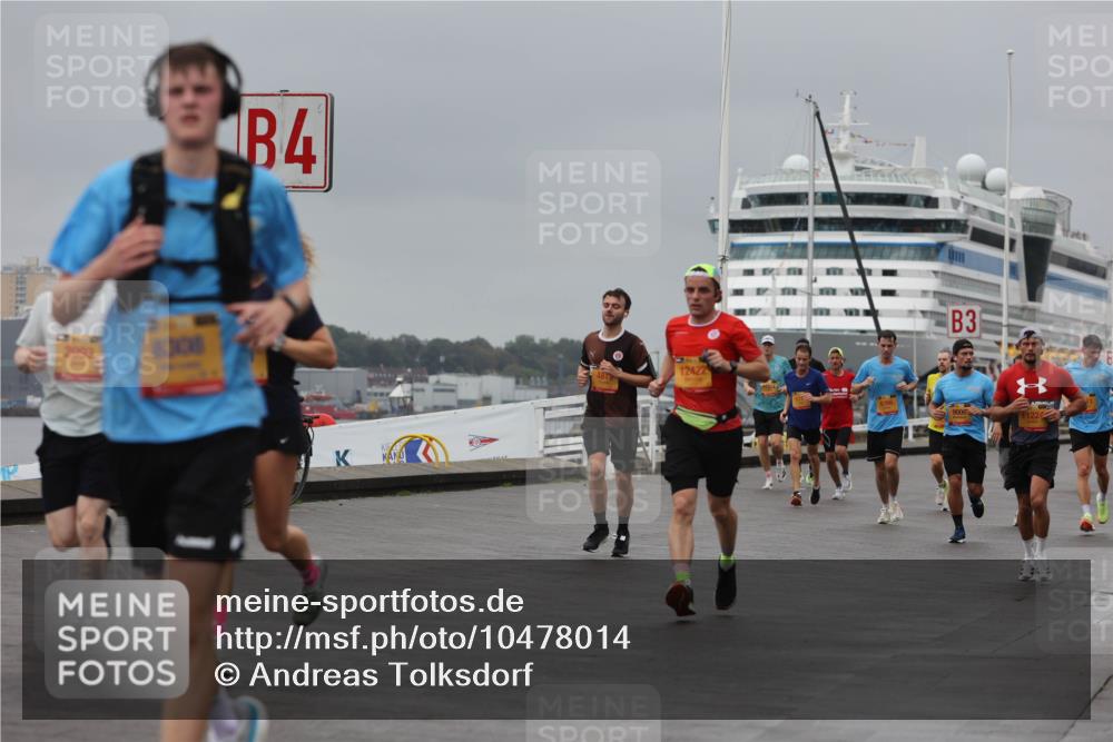 13.09.2026 - Kiel Lauf Andreas Tolksdorf http://msf.ph/oto/10478014 13.09.2026 11:51:07 Kiellinie 2993, 8308, 4, 12422, 4813, 455, 3, 9006, 122 meine-sportfotos.de