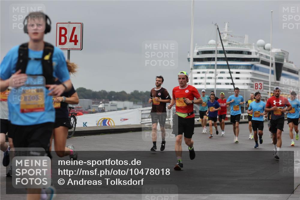 13.09.2026 - Kiel Lauf Andreas Tolksdorf http://msf.ph/oto/10478018 13.09.2026 11:51:07 Kiellinie 8308, 4, 1242, 0, 3, 1224 meine-sportfotos.de