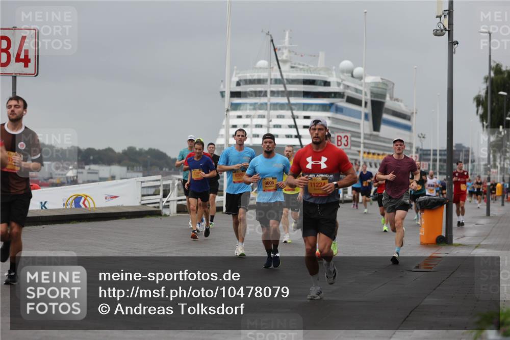 13.09.2026 - Kiel Lauf Andreas Tolksdorf http://msf.ph/oto/10478079 13.09.2026 11:51:10 Kiellinie 4, 6366, 9006, 11224, 3 meine-sportfotos.de