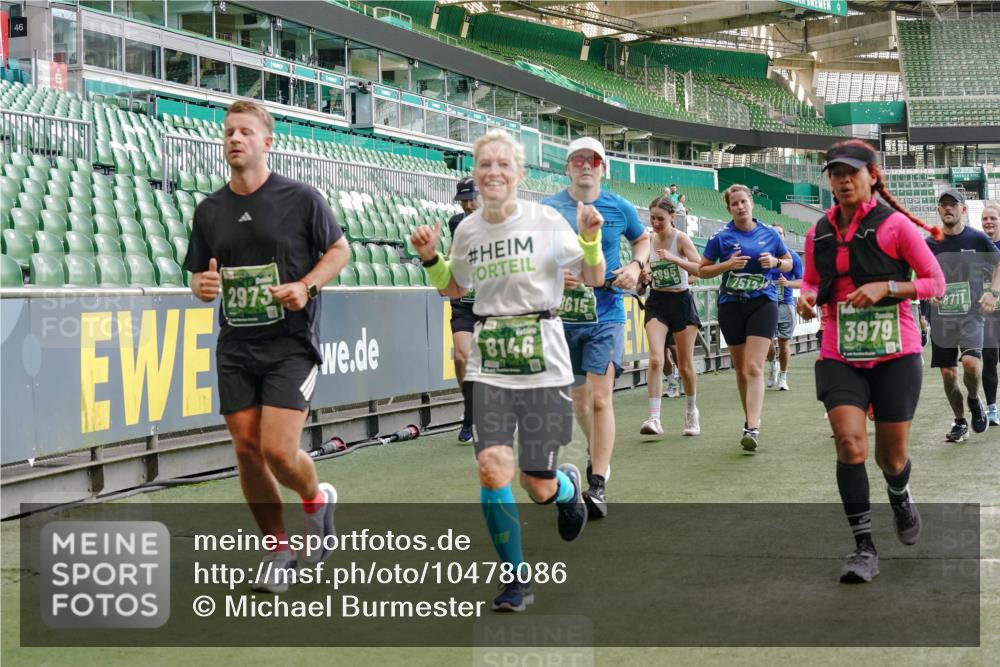 13.09.2026 - 21. swb-Marathon Bremen Michael Burmester http://msf.ph/oto/10478086 13.09.2026 13:17:45 Laufen im Stadion 134, 153, 267, 271, 311, 404, 449, 546, 588, 732, 753, 837, 990, 1057, 1312, 1424, 1425, 1465, 1539, 1790, 1813, 1825, 1844, 1868, 1987, 2056, 2067, 2096, 2123, 2259, 2357, 2358, 2363, 2381, 2389, 2419, 2532, 2550, 2562, 2586, 2601, 2614, 2647, 2655, 2778, 2797, 2821, 2849, 2857, 2879, 2880, 2893, 2974, 2984, 2996, 2999, 3096, 3100, 3104, 3146, 3180, 3195, 3210, 3213, 3314, 3337, 3366, 3421, 3431, 3476, 3479, 3501, 3506, 3537, 3548, 3633, 3654, 3740, 4478 meine-sportfotos.de