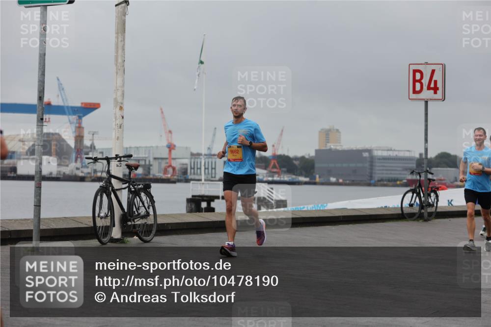 13.09.2026 - Kiel Lauf Andreas Tolksdorf http://msf.ph/oto/10478190 13.09.2026 11:51:30 Kiellinie 3, 9662, 4 meine-sportfotos.de