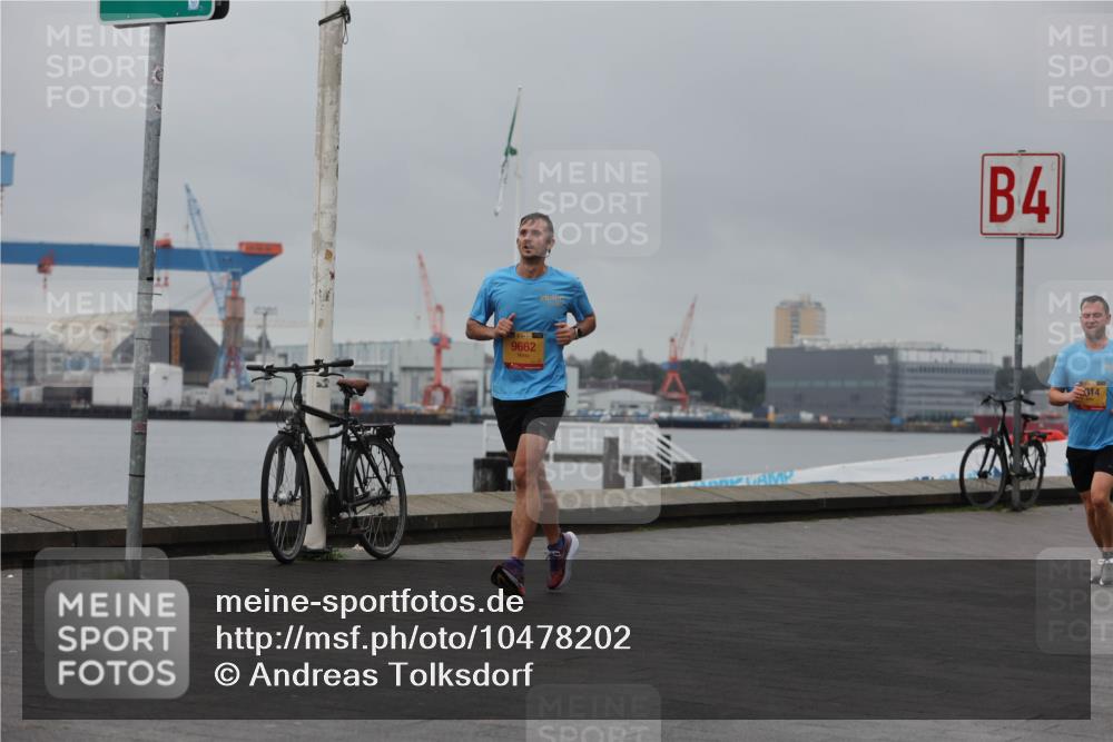 13.09.2026 - Kiel Lauf Andreas Tolksdorf http://msf.ph/oto/10478202 13.09.2026 11:51:30 Kiellinie 9662, 4, 314 meine-sportfotos.de