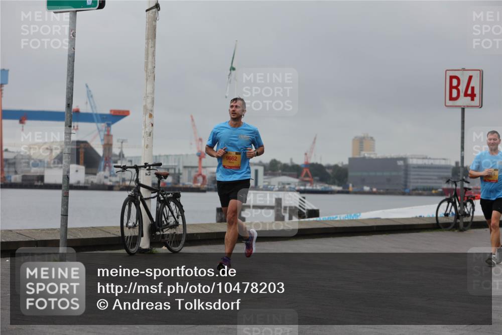 13.09.2026 - Kiel Lauf Andreas Tolksdorf http://msf.ph/oto/10478203 13.09.2026 11:51:30 Kiellinie 9662, 4 meine-sportfotos.de