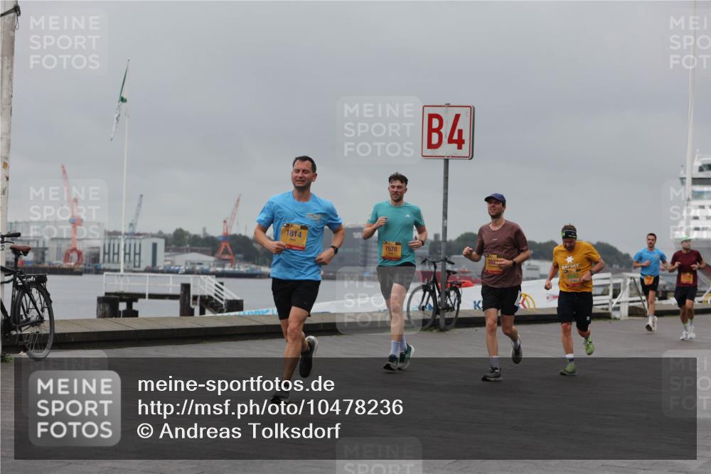 13.09.2026 - Kiel Lauf Andreas Tolksdorf http://msf.ph/oto/10478236 13.09.2026 11:51:32 Kiellinie 1814, 4, 7570, 392, 6043 meine-sportfotos.de