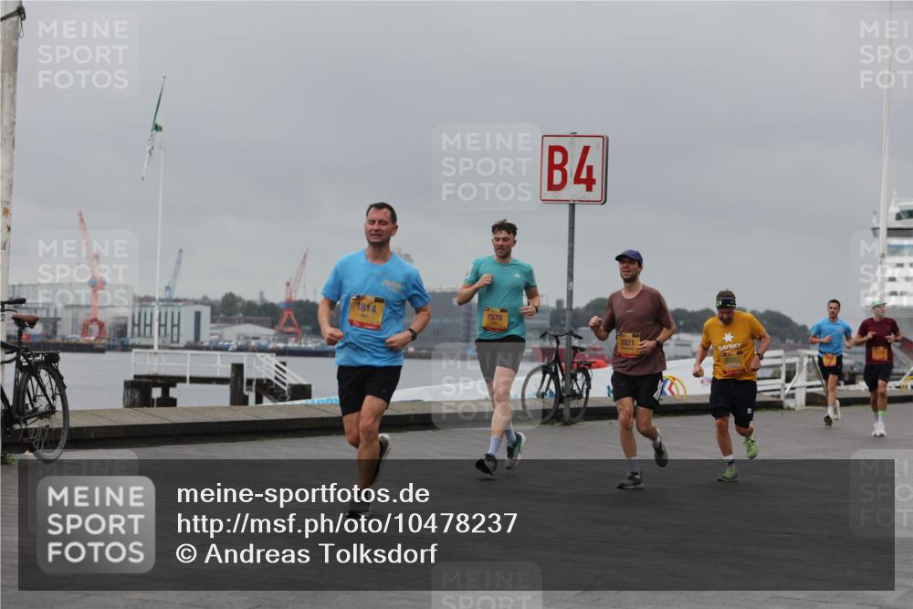 13.09.2026 - Kiel Lauf Andreas Tolksdorf http://msf.ph/oto/10478237 13.09.2026 11:51:32 Kiellinie 1814, 7570, 4, 3921, 6043 meine-sportfotos.de