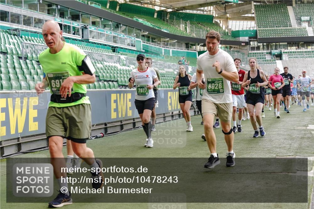 13.09.2026 - 21. swb-Marathon Bremen Michael Burmester http://msf.ph/oto/10478243 13.09.2026 13:17:50 Laufen im Stadion 134, 153, 267, 271, 311, 404, 449, 546, 588, 732, 753, 837, 990, 1057, 1424, 1425, 1465, 1539, 1790, 1813, 1825, 1844, 1868, 1987, 2056, 2067, 2096, 2123, 2137, 2259, 2294, 2357, 2358, 2363, 2381, 2389, 2419, 2453, 2532, 2550, 2562, 2586, 2601, 2614, 2647, 2655, 2778, 2797, 2821, 2849, 2857, 2879, 2880, 2893, 2974, 2984, 2996, 2999, 3096, 3100, 3104, 3146, 3180, 3195, 3210, 3213, 3314, 3337, 3366, 3421, 3431, 3476, 3479, 3501, 3506, 3537, 3548, 3633, 3654, 3740, 4478 meine-sportfotos.de