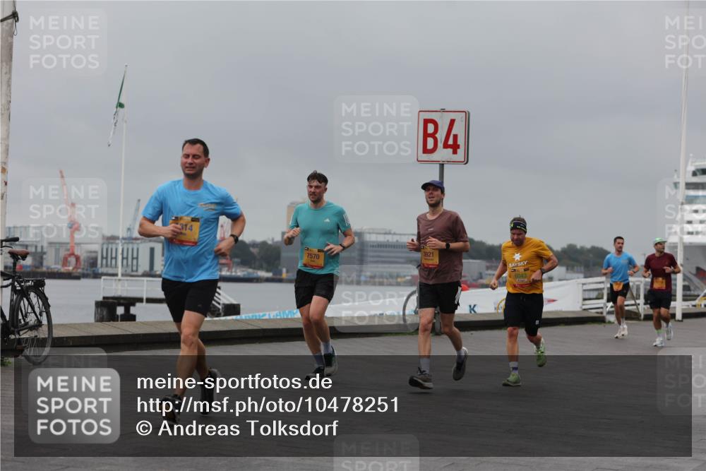 13.09.2026 - Kiel Lauf Andreas Tolksdorf http://msf.ph/oto/10478251 13.09.2026 11:51:32 Kiellinie 314, 7570, 4, 3921, 6043 meine-sportfotos.de