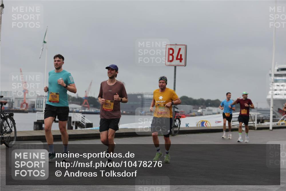 13.09.2026 - Kiel Lauf Andreas Tolksdorf http://msf.ph/oto/10478276 13.09.2026 11:51:33 Kiellinie 7570, 3921, 6043, 4 meine-sportfotos.de