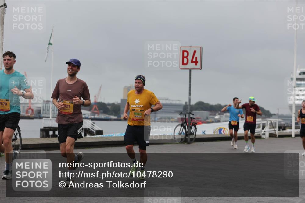 13.09.2026 - Kiel Lauf Andreas Tolksdorf http://msf.ph/oto/10478290 13.09.2026 11:51:34 Kiellinie 38, 7570, 39, 921, 6043, 4 meine-sportfotos.de