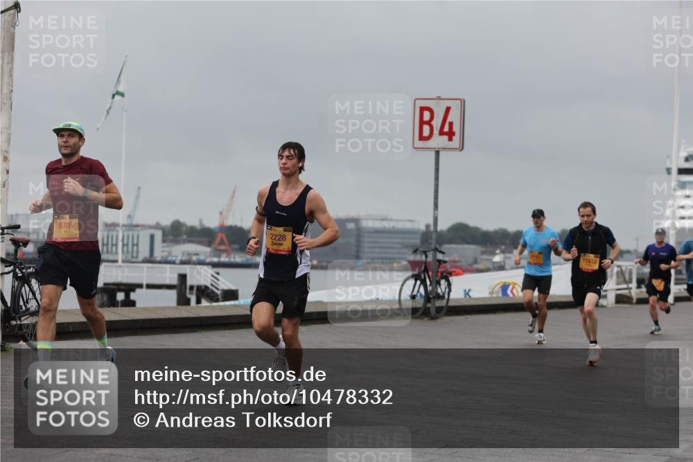 13.09.2026 - Kiel Lauf Andreas Tolksdorf http://msf.ph/oto/10478332 13.09.2026 11:51:39 Kiellinie 9318, 35, 2228, 4, 11812 meine-sportfotos.de