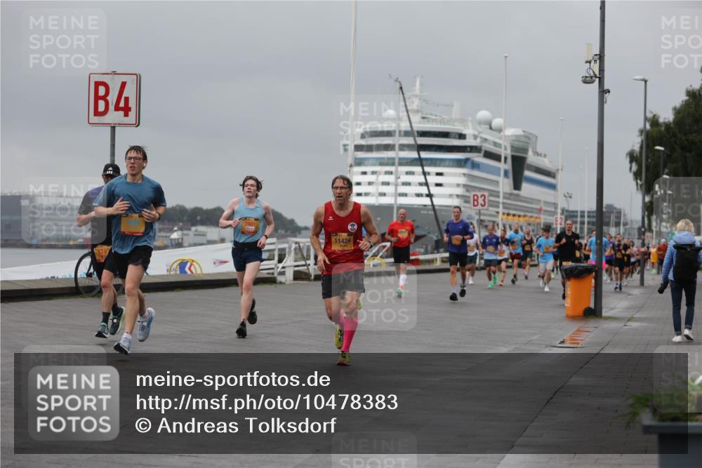 13.09.2026 - Kiel Lauf Andreas Tolksdorf http://msf.ph/oto/10478383 13.09.2026 11:51:43 Kiellinie 4, 31, 7861, 11424, 3 meine-sportfotos.de