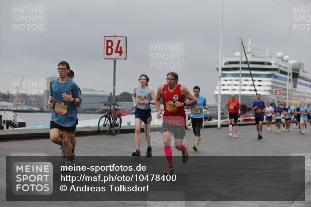 13.09.2026 - Kiel Lauf Andreas Tolksdorf http://msf.ph/oto/10478400 13.09.2026 11:51:44 Kiellinie 4, 11424, 817, 3 meine-sportfotos.de
