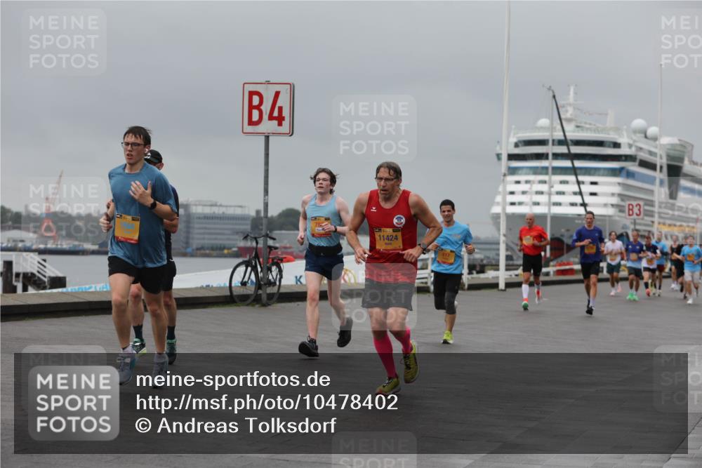 13.09.2026 - Kiel Lauf Andreas Tolksdorf http://msf.ph/oto/10478402 13.09.2026 11:51:44 Kiellinie 4, 11424, 817, 3 meine-sportfotos.de