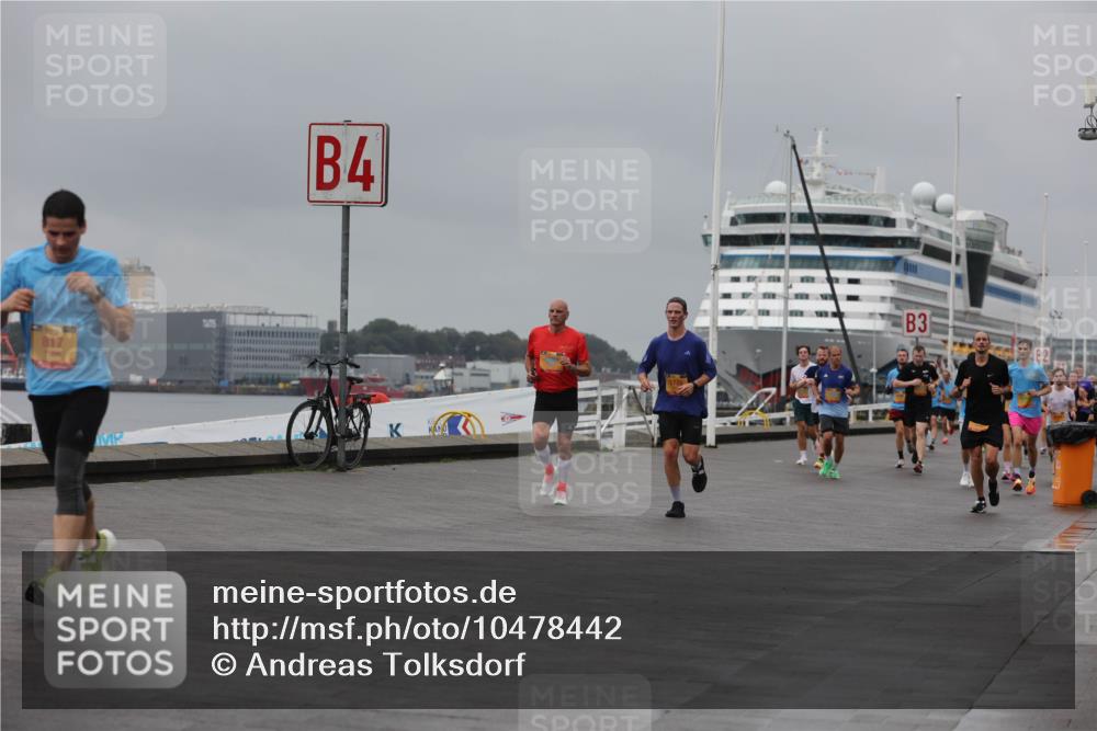 13.09.2026 - Kiel Lauf Andreas Tolksdorf http://msf.ph/oto/10478442 13.09.2026 11:51:48 Kiellinie 817, 4, 3 meine-sportfotos.de