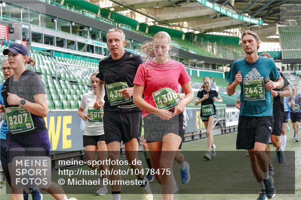 13.09.2026 - 21. swb-Marathon Bremen Michael Burmester http://msf.ph/oto/10478475 13.09.2026 13:17:57 Laufen im Stadion 134, 267, 271, 311, 404, 449, 486, 546, 588, 732, 753, 837, 990, 1057, 1424, 1425, 1790, 1813, 1825, 1844, 1868, 1987, 2056, 2067, 2096, 2123, 2137, 2259, 2294, 2357, 2358, 2381, 2389, 2419, 2453, 2532, 2550, 2562, 2586, 2601, 2614, 2647, 2655, 2797, 2821, 2849, 2857, 2879, 2880, 2893, 2984, 2996, 2999, 3096, 3100, 3104, 3146, 3180, 3195, 3210, 3213, 3314, 3337, 3366, 3421, 3431, 3476, 3479, 3501, 3506, 3537, 3548, 3633, 3654, 3740, 3879, 4478 meine-sportfotos.de