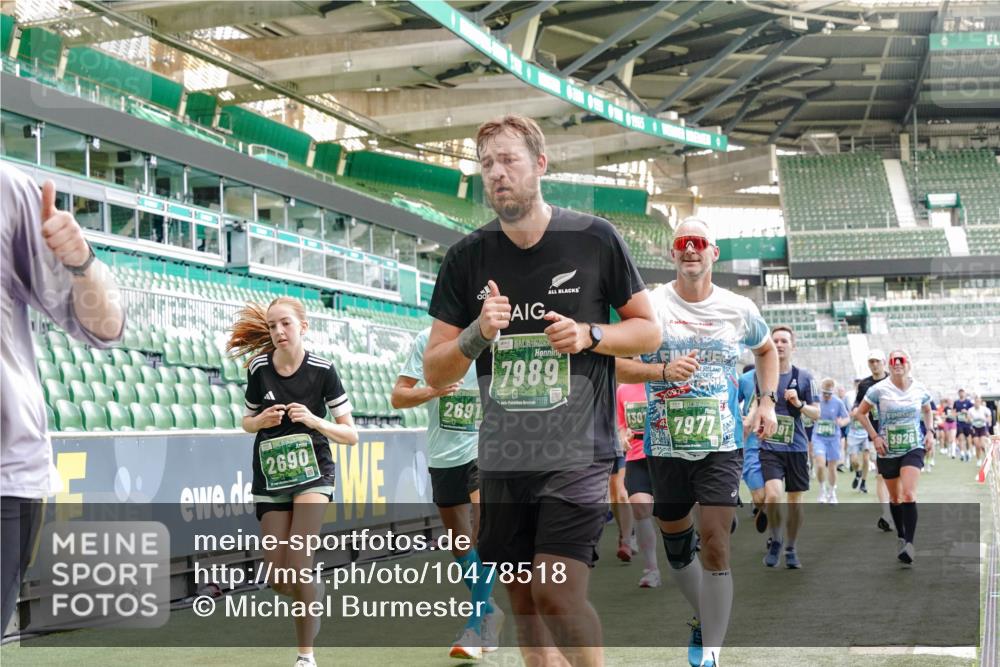 13.09.2026 - 21. swb-Marathon Bremen Michael Burmester http://msf.ph/oto/10478518 13.09.2026 13:17:59 Laufen im Stadion 134, 267, 271, 311, 404, 449, 486, 546, 588, 732, 753, 837, 921, 990, 1057, 1424, 1425, 1431, 1790, 1813, 1825, 1844, 1868, 1987, 2056, 2067, 2096, 2123, 2137, 2259, 2294, 2357, 2358, 2381, 2389, 2419, 2453, 2532, 2550, 2562, 2586, 2601, 2614, 2647, 2655, 2797, 2821, 2849, 2857, 2879, 2880, 2893, 2984, 2996, 2999, 3096, 3100, 3104, 3146, 3180, 3195, 3210, 3213, 3314, 3337, 3366, 3421, 3431, 3476, 3479, 3501, 3506, 3537, 3548, 3619, 3633, 3654, 3740, 3879, 4478 meine-sportfotos.de