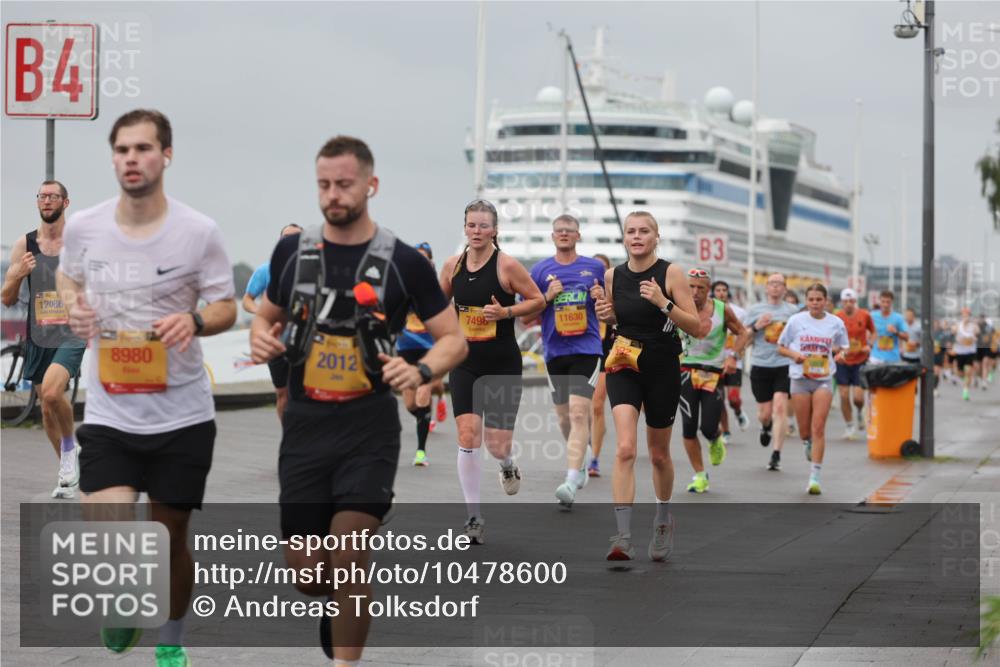 13.09.2026 - Kiel Lauf Andreas Tolksdorf http://msf.ph/oto/10478600 13.09.2026 11:52:00 Kiellinie 4, 12086, 8980, 2012, 3, 7498, 11630 meine-sportfotos.de