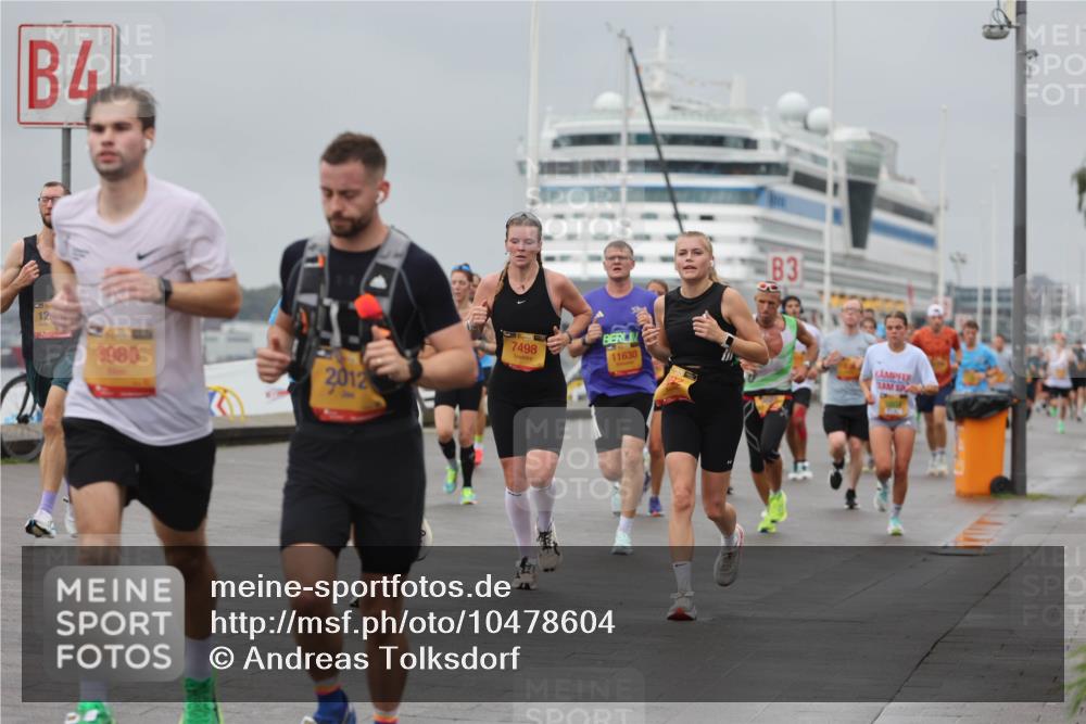13.09.2026 - Kiel Lauf Andreas Tolksdorf http://msf.ph/oto/10478604 13.09.2026 11:52:00 Kiellinie 4, 2, 8980, 2012, 3 meine-sportfotos.de