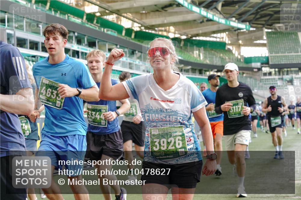 13.09.2026 - 21. swb-Marathon Bremen Michael Burmester http://msf.ph/oto/10478627 13.09.2026 13:18:03 Laufen im Stadion 134, 267, 271, 311, 404, 449, 486, 546, 588, 732, 753, 837, 921, 1057, 1424, 1425, 1431, 1765, 1790, 1813, 1825, 1844, 1868, 1987, 2056, 2067, 2096, 2123, 2137, 2259, 2294, 2357, 2358, 2381, 2389, 2419, 2453, 2532, 2550, 2562, 2586, 2601, 2614, 2647, 2655, 2797, 2821, 2849, 2857, 2879, 2880, 2893, 2984, 2996, 2999, 3096, 3100, 3104, 3146, 3180, 3195, 3210, 3213, 3285, 3314, 3337, 3366, 3421, 3431, 3476, 3479, 3506, 3537, 3548, 3619, 3633, 3654, 3740, 3879, 4478 meine-sportfotos.de