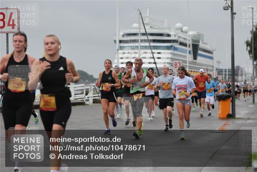 13.09.2026 - Kiel Lauf Andreas Tolksdorf http://msf.ph/oto/10478671 13.09.2026 11:52:02 Kiellinie 4, 7498, 92, 3685, 3, 630, 780, 11794 meine-sportfotos.de