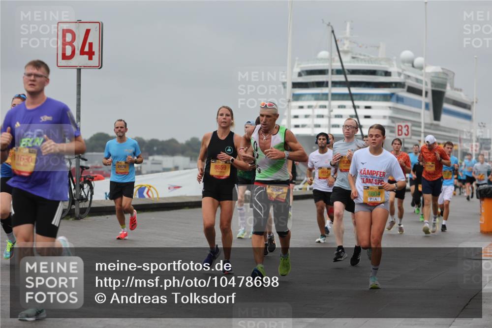 13.09.2026 - Kiel Lauf Andreas Tolksdorf http://msf.ph/oto/10478698 13.09.2026 11:52:03 Kiellinie 4, 8659, 311630, 2476, 3685, 3654, 60, 3, 630, 39, 7804, 11794 meine-sportfotos.de