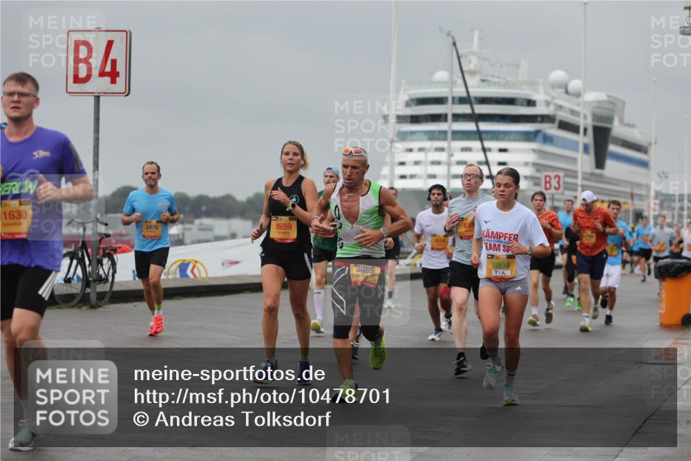 13.09.2026 - Kiel Lauf Andreas Tolksdorf http://msf.ph/oto/10478701 13.09.2026 11:52:03 Kiellinie 1630, 4, 2476, 8659, 3685, 3654, 630, 39, 7804, 3, 11794 meine-sportfotos.de