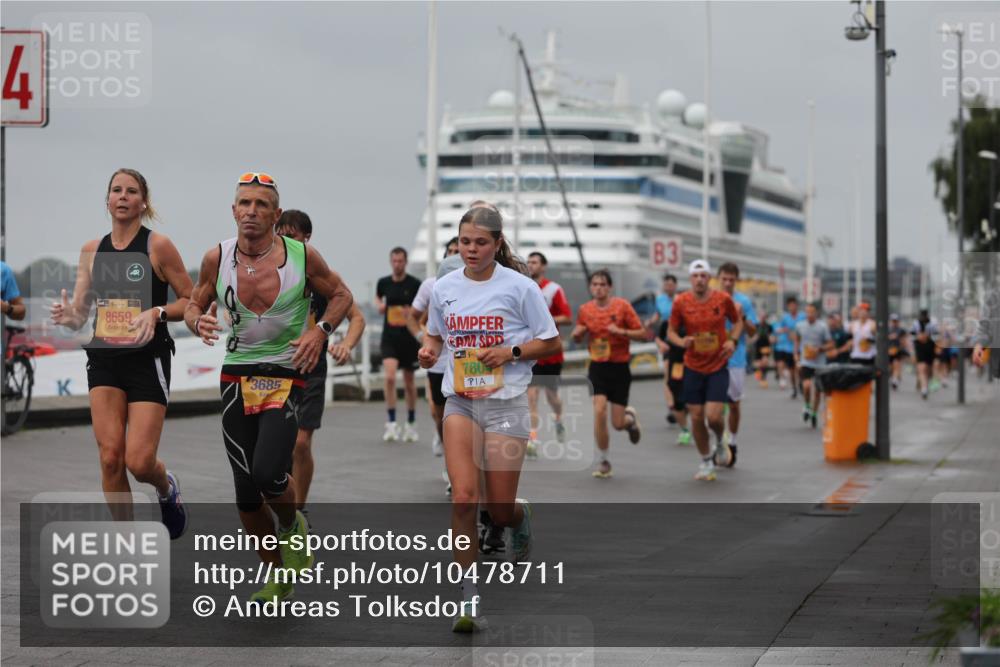 13.09.2026 - Kiel Lauf Andreas Tolksdorf http://msf.ph/oto/10478711 13.09.2026 11:52:04 Kiellinie 4, 38, 8659, 3685, 2, 780, 3 meine-sportfotos.de