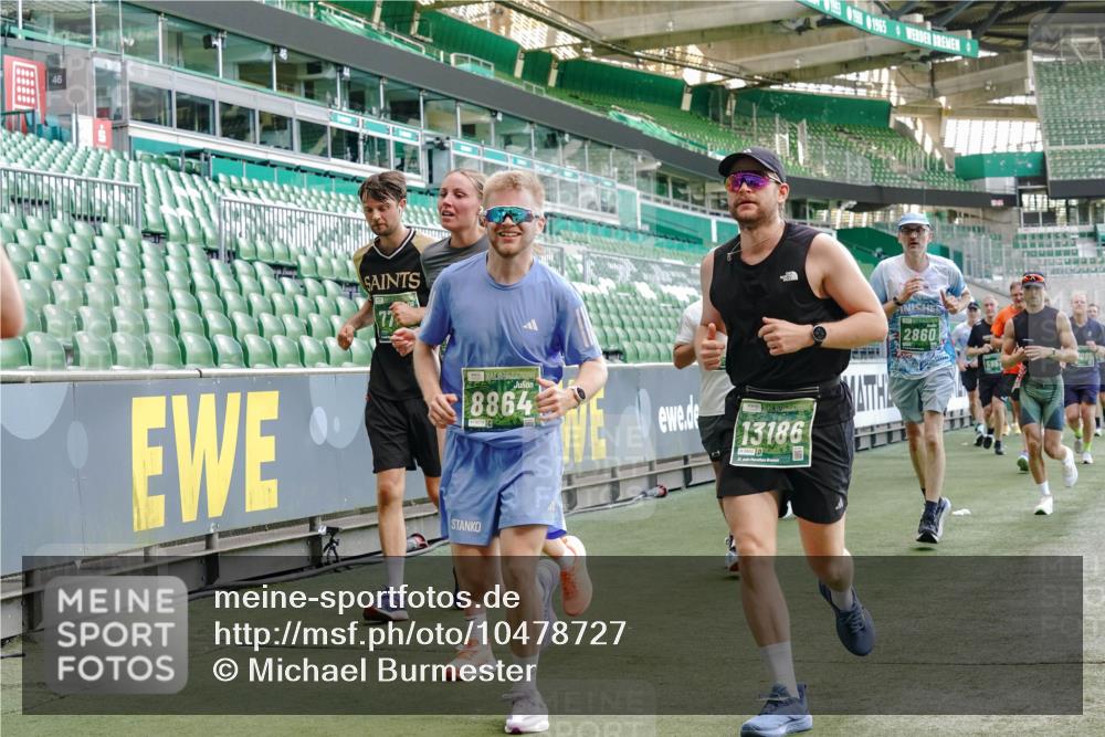 13.09.2026 - 21. swb-Marathon Bremen Michael Burmester http://msf.ph/oto/10478727 13.09.2026 13:18:06 Laufen im Stadion 134, 267, 271, 311, 404, 449, 486, 546, 588, 732, 753, 837, 921, 1057, 1424, 1425, 1431, 1765, 1790, 1813, 1825, 1844, 1868, 1987, 2056, 2067, 2096, 2123, 2137, 2294, 2357, 2358, 2381, 2389, 2419, 2453, 2532, 2550, 2562, 2586, 2601, 2614, 2647, 2655, 2797, 2821, 2849, 2857, 2879, 2880, 2893, 2944, 2984, 2999, 3096, 3100, 3104, 3146, 3180, 3195, 3210, 3213, 3285, 3314, 3337, 3366, 3421, 3431, 3476, 3479, 3506, 3537, 3548, 3619, 3633, 3654, 3740, 3879, 4478 meine-sportfotos.de