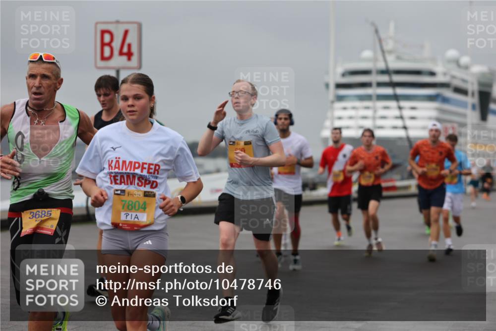 13.09.2026 - Kiel Lauf Andreas Tolksdorf http://msf.ph/oto/10478746 13.09.2026 11:52:06 Kiellinie 4, 3685, 7804 meine-sportfotos.de